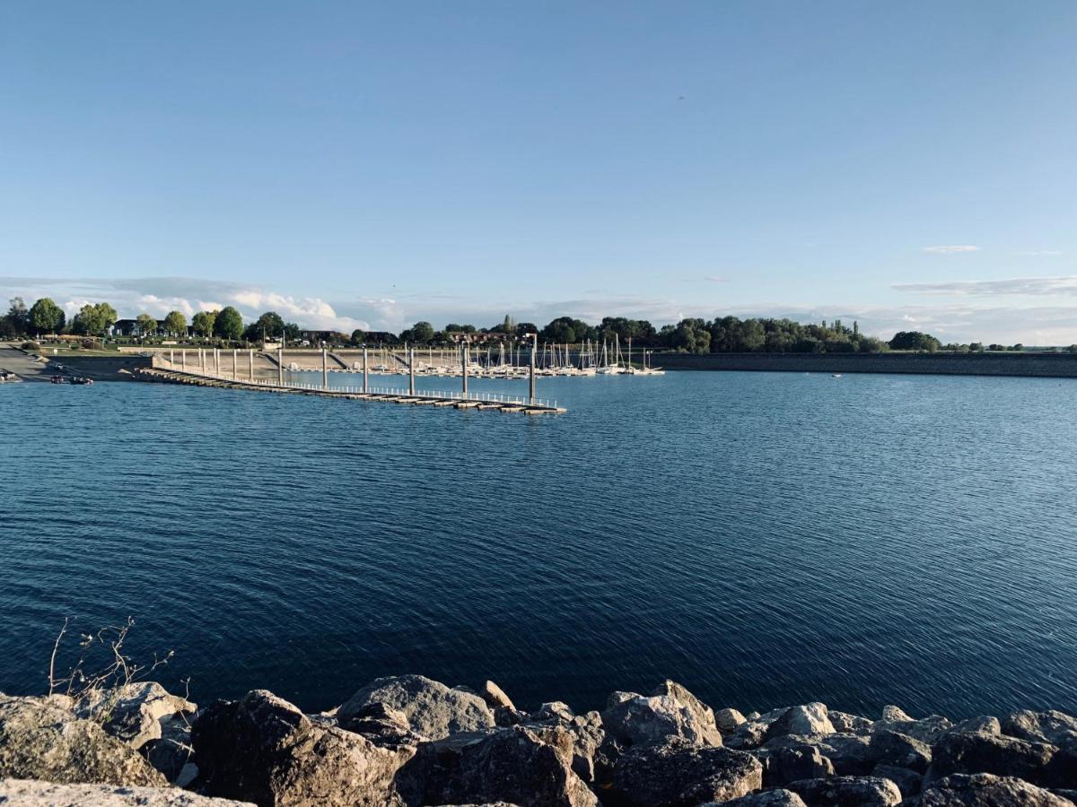 Chambre Salon Independant, Salle De Bain Wc Prives, Jardin Prive, Piscine Partagee Pres D'Un Lac Mesnil-Saint-Père Εξωτερικό φωτογραφία